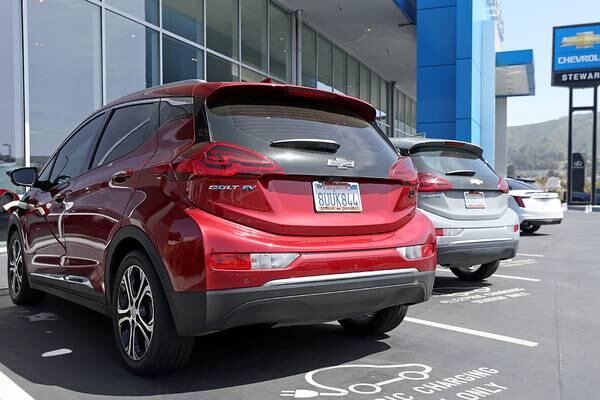Chevrolet Bolt owners could get $1,400 in settlement over battery defect