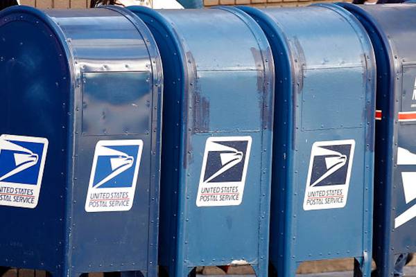 Former mail carrier gets probation after pleading guilty to stealing mail