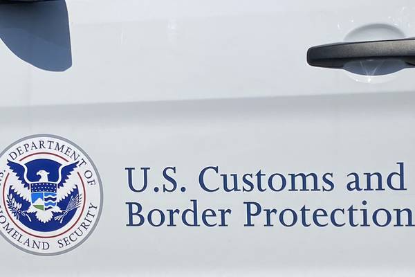 Woman accused of trying to smuggle 5 people into US, border agents say